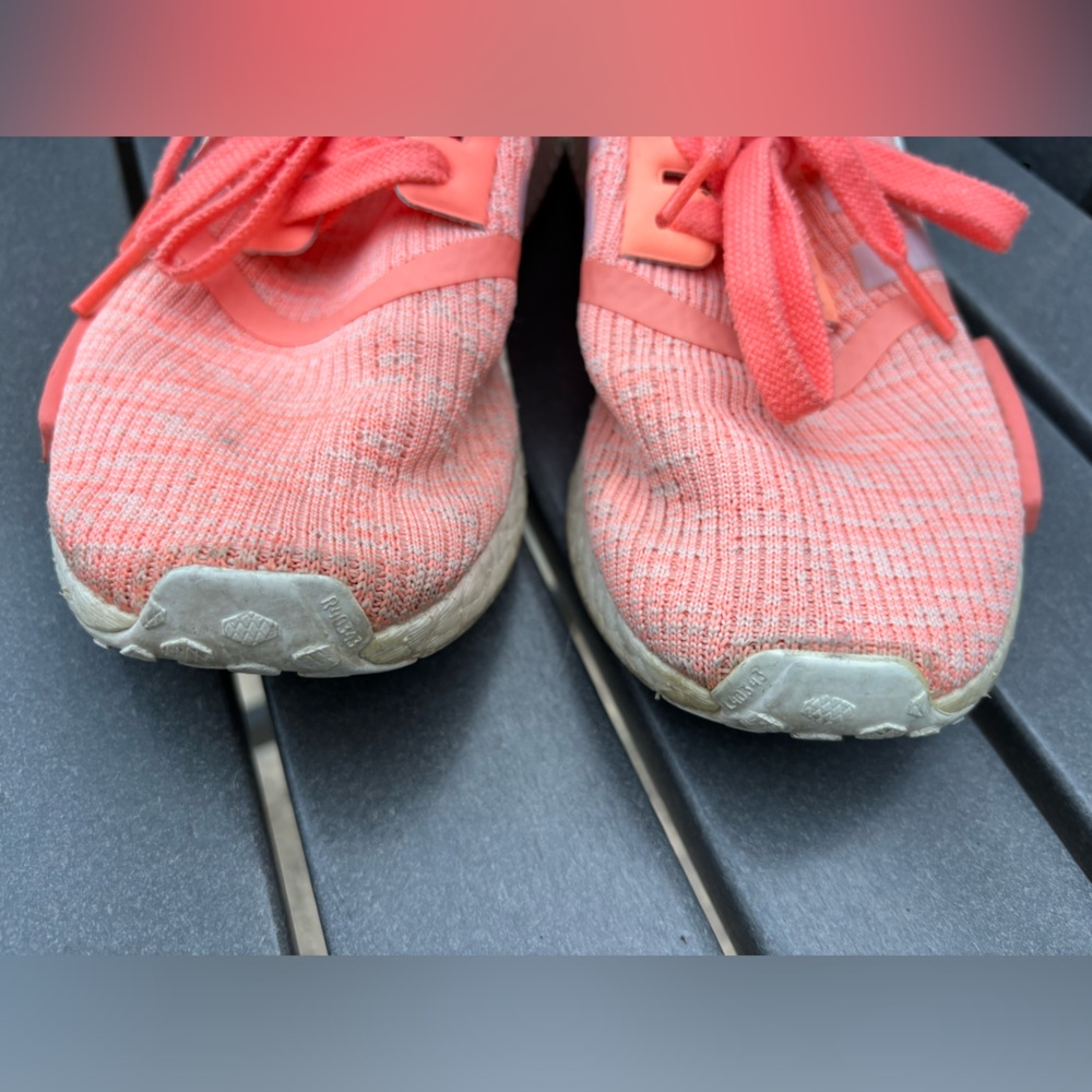 Adidas NMD R1 - Picture 8 of 9